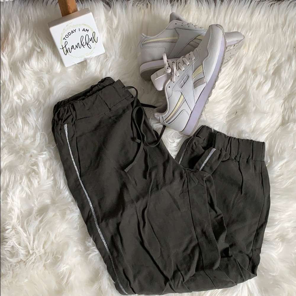ZARA Olive green JOGGER
